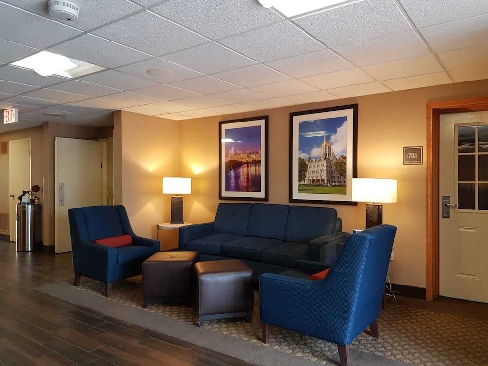 Comfort Inn Wethersfield - Hartford Exterior photo